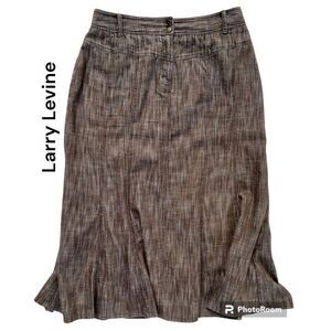 Larry Levine SZ 10 Woman’s Chocolate Brown Straight Stretch Flared Skirt